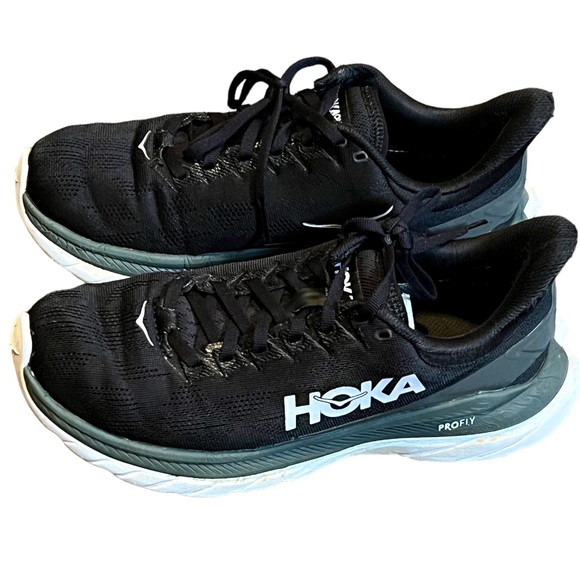 Hoka One One Shoes - Hoka One One Mach 4 Running Shoe size 7.5B Black Sneakers